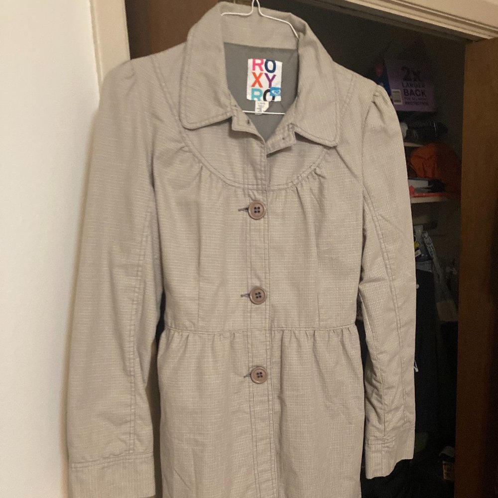 Beige Roxy Trenchcoat